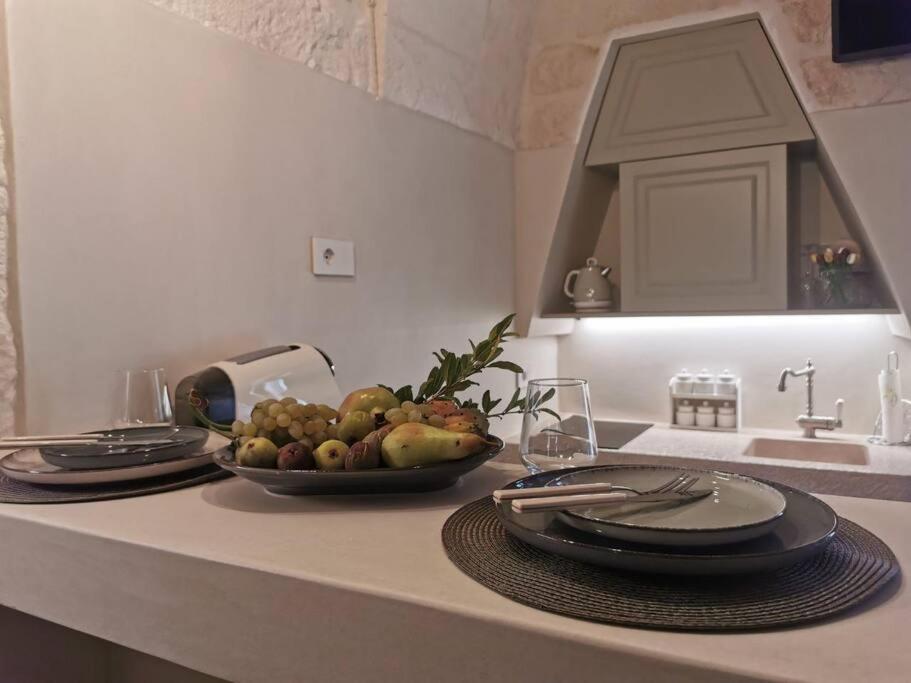 A Casodd' - Luxury Suite Ceglie Messapica Bagian luar foto